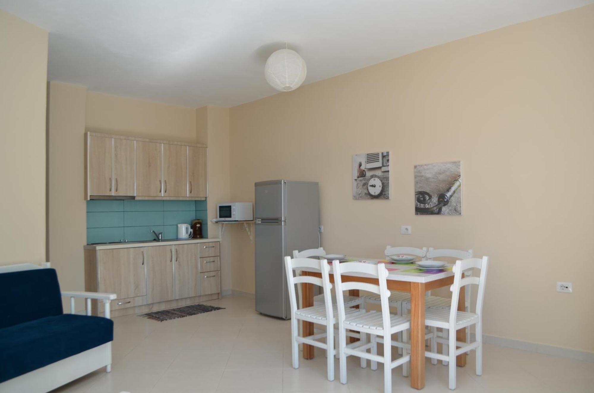 Sunset Penthouse Apartment ซารานเดอ ภายนอก รูปภาพ